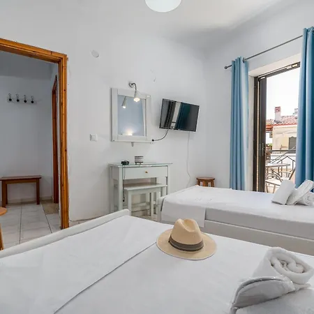 Sarikas 4*