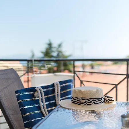 Ξενοδοχείο με διαμερίσματα Sarikas