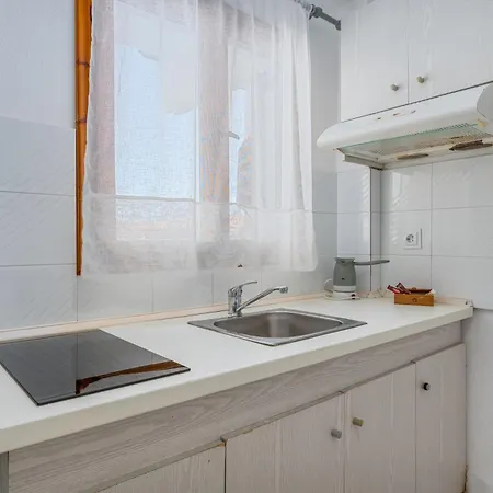 Aparthotel Sarikas 4*