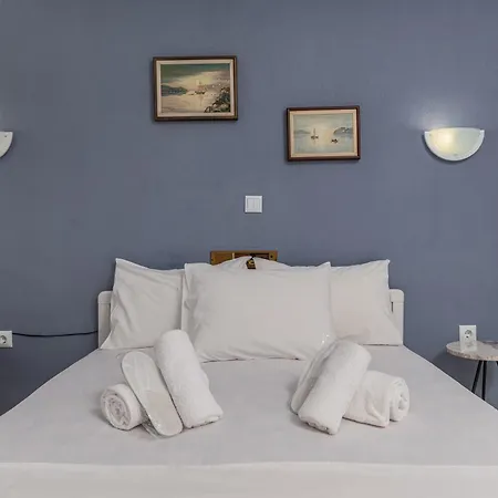 Sarikas Ξενοδοχείο με διαμερίσματα Πολύχρονο