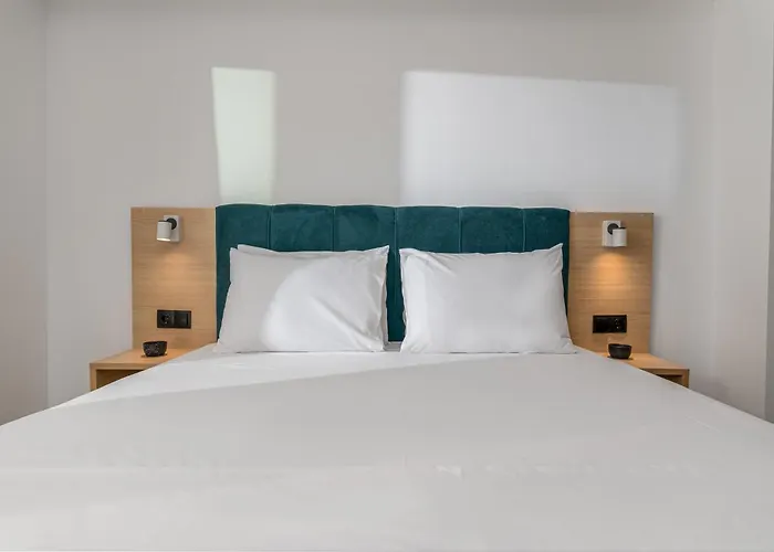 Sarikas Hotel de apartamente Polychrono