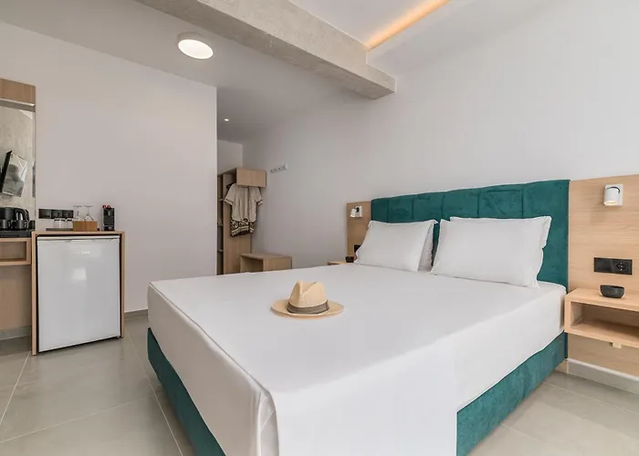 Sarikas Hotel de apartamente Polychrono