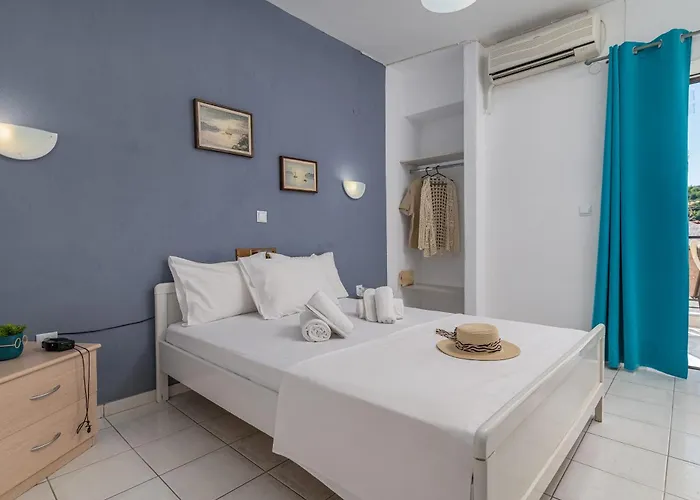 Sarikas Hotel de apartamente Polychrono