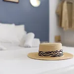 Sarikas 4*