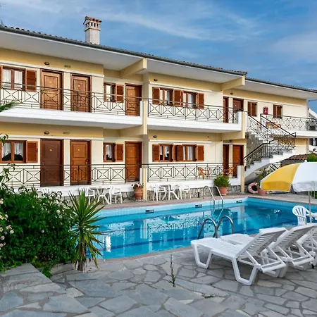Aparthotel Sarikas *