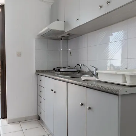 Aparthotel Sarikas