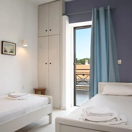 Sarikas 4*