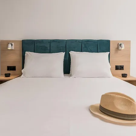 Sarikas Aparthotel 3*