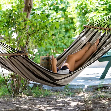 Sarikas Aparthotel 3*