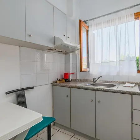 Aparthotel Sarikas 4*