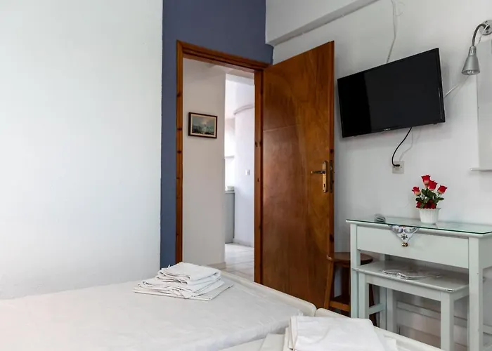 Sarikas 3* Polychrono