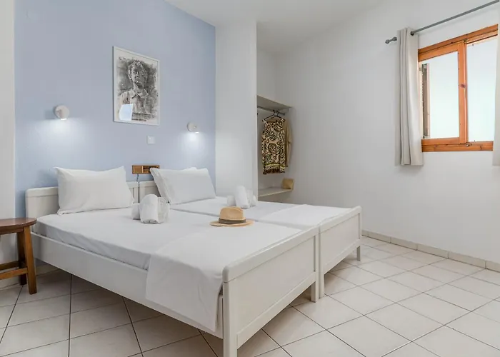 Sarikas 3* Polychrono